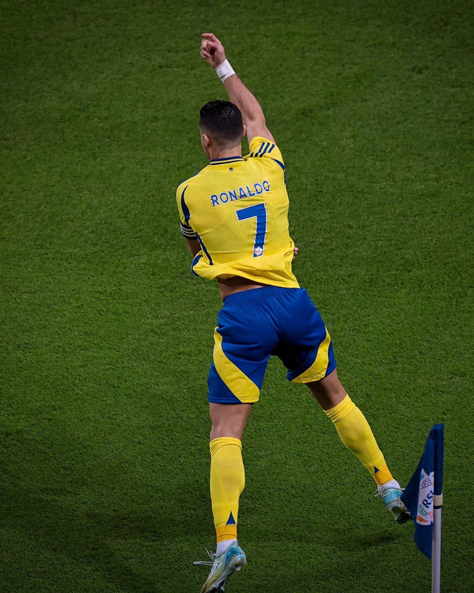 爱游戏入口-利物浦完胜乌拉圭，C罗刷新纪录