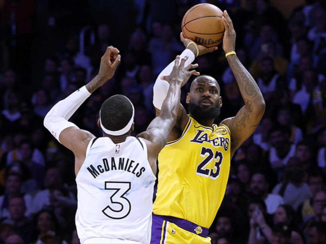 爱游戏-快船绝杀国王，詹姆斯扛起全队