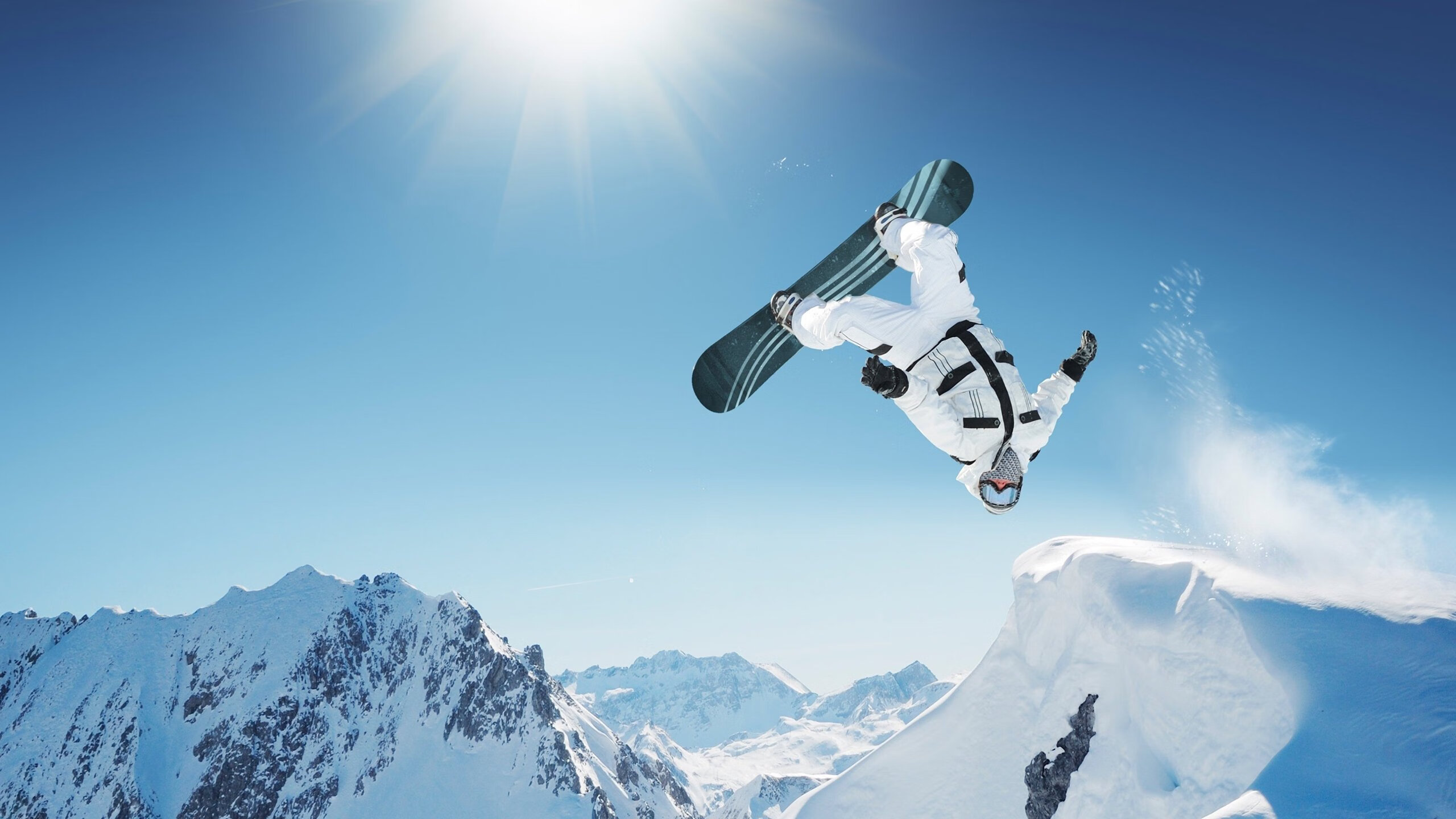 爱游戏2026-魔术强势晋级马刺，克莱成为关键先生