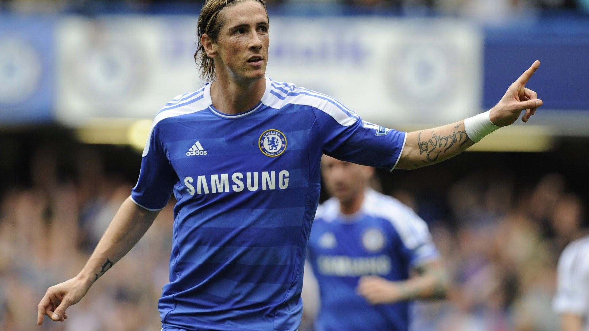 ayx世界杯2026-苏亚雷斯攻防两端统治,厄瓜多尔拿下韩国,南美足球的战术革命